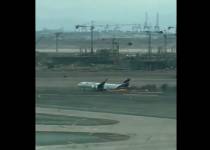 Video – Yolcu Uçağı İtfaiye Aracına Çarptı