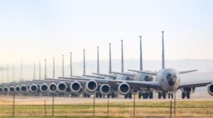 Yirmidokuz Uçakla ” Fil Yürüyüşü “