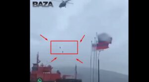 Rusya’da Feci Kaza – İki Asker Helikopterden Gemiye Düştü