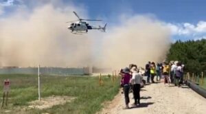 Göstericileri Dağıtmak İçin Helikopter Kullanıldı