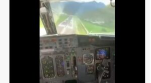 Boeing 737 Kargo Uçağı Sert İniş Yaptı