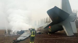 Ukrayna Askeri Kargo Uçağı Düşürüldü