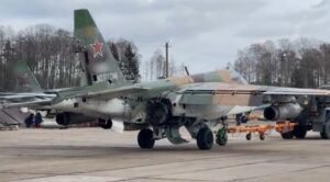 Rus Su-25 Uçağı Vuruldu Düşmedi