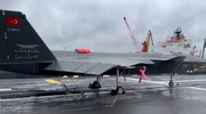 MQ-28 Ghost Bat ve Bayraktar KIZILELMA Yarışı Kızıştı: BVR Kabiliyetinde İlk Kim Oldu?