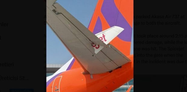 Yolcu Uçakları Yerde Çarpıştı